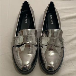 NEW Nine West Metallic Loafers